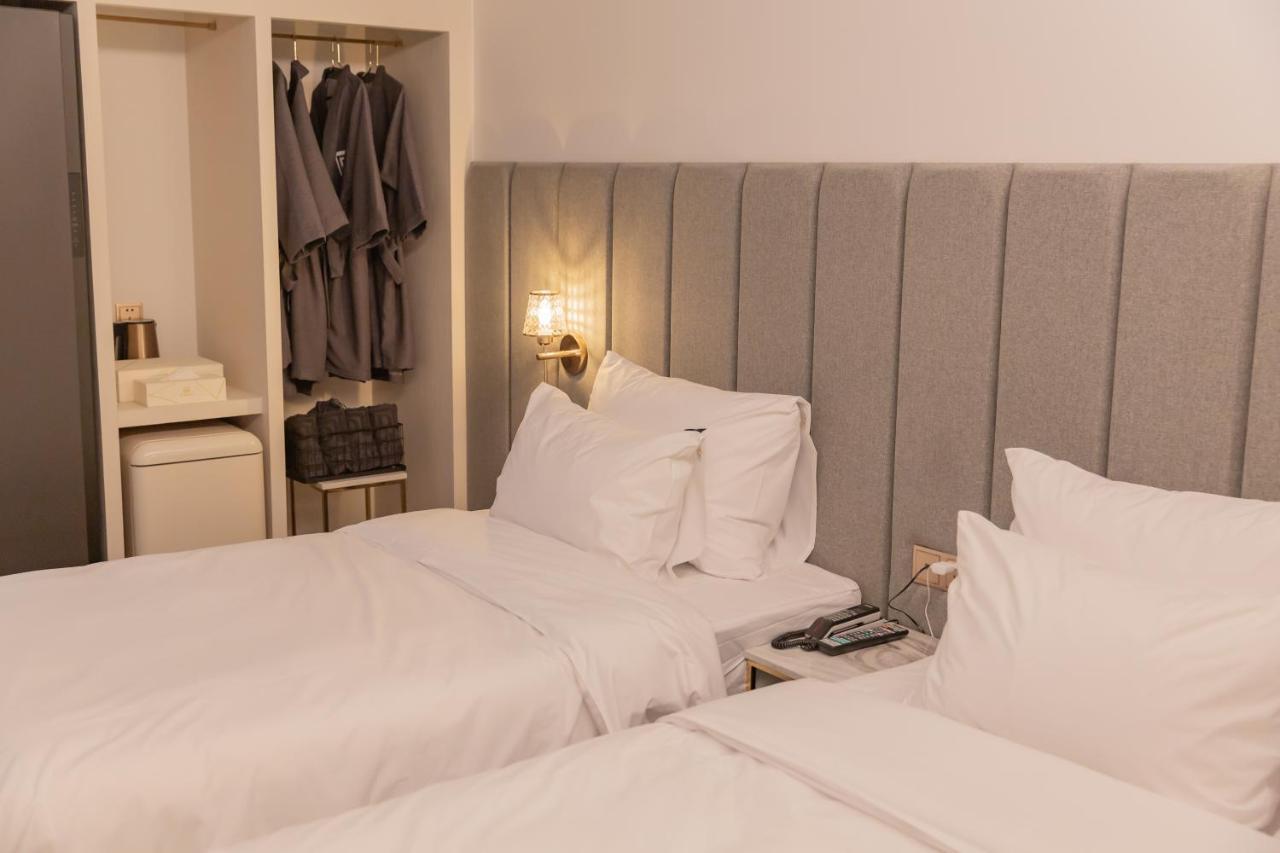 Denbasta Hotel Heritage Кёнджу Экстерьер фото