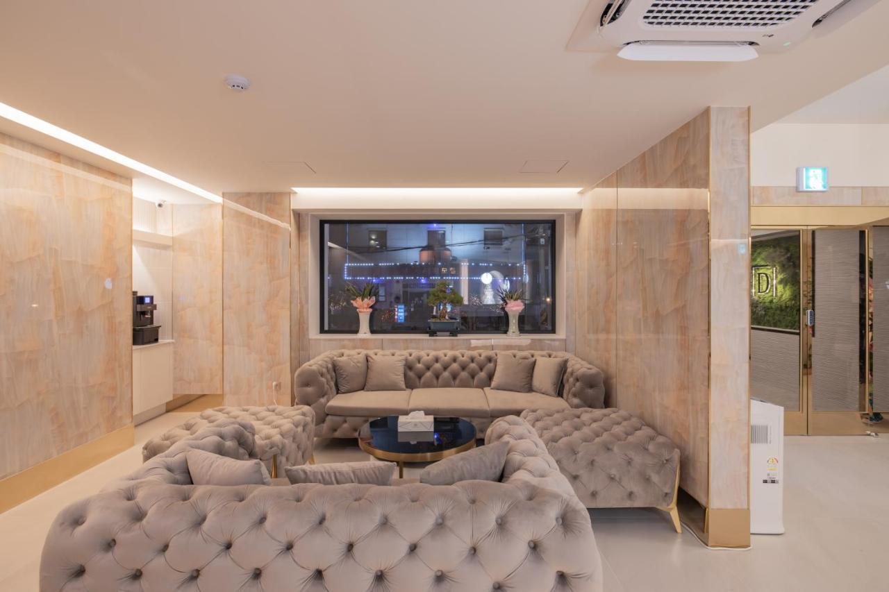 Denbasta Hotel Heritage Кёнджу Экстерьер фото