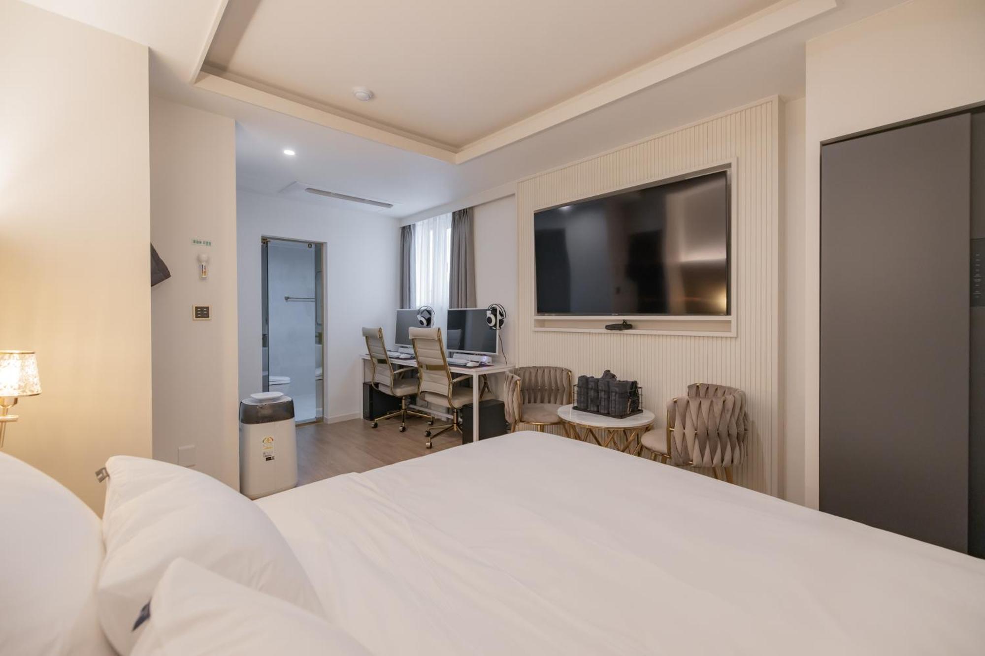 Denbasta Hotel Heritage Кёнджу Экстерьер фото